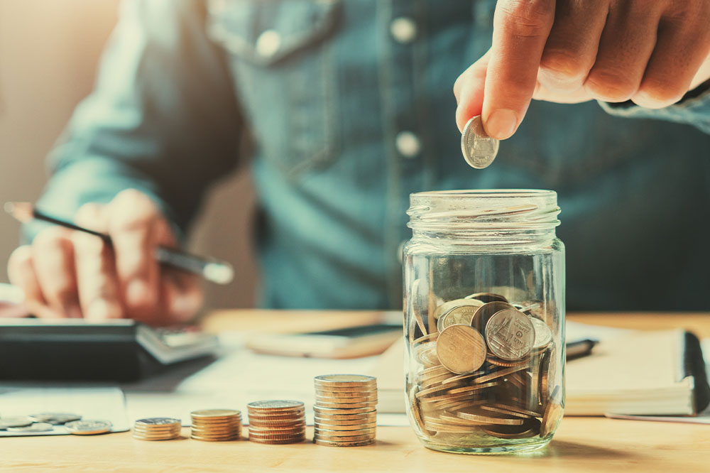 8 Tips to Help Seniors Save Money on Internet and Cable Bills