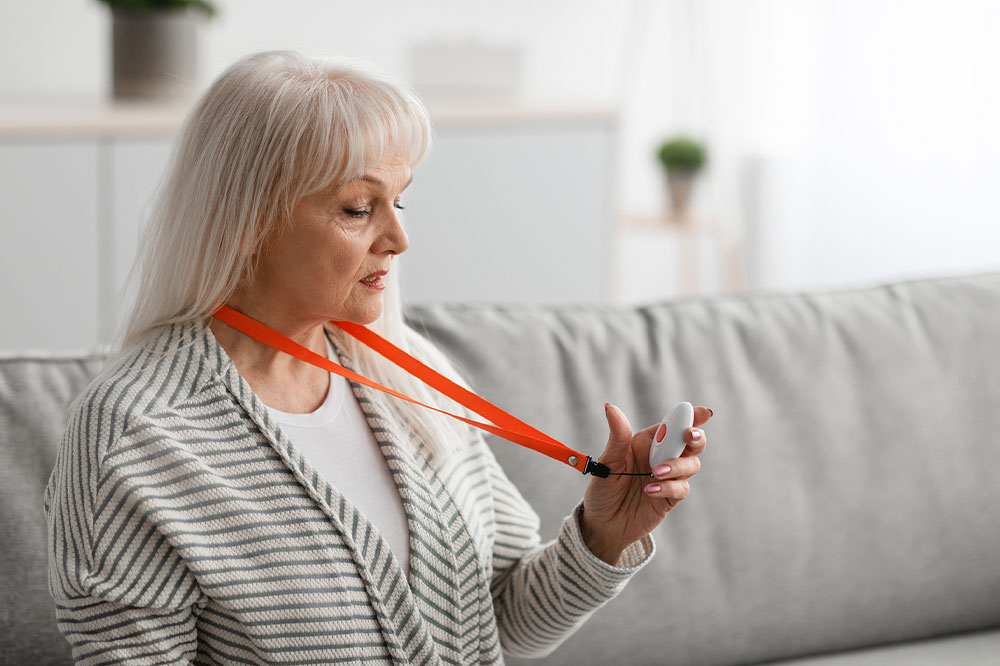 Top 9 Life Alert System Providers for Seniors