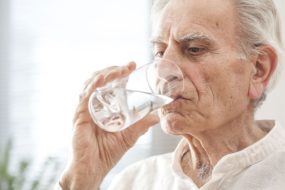 Top Solutions for Safe and Great Tasting Water for Seniors at Home
