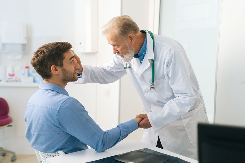 Dry Eyes Syndrome – Symptoms, Causes, and Management Options